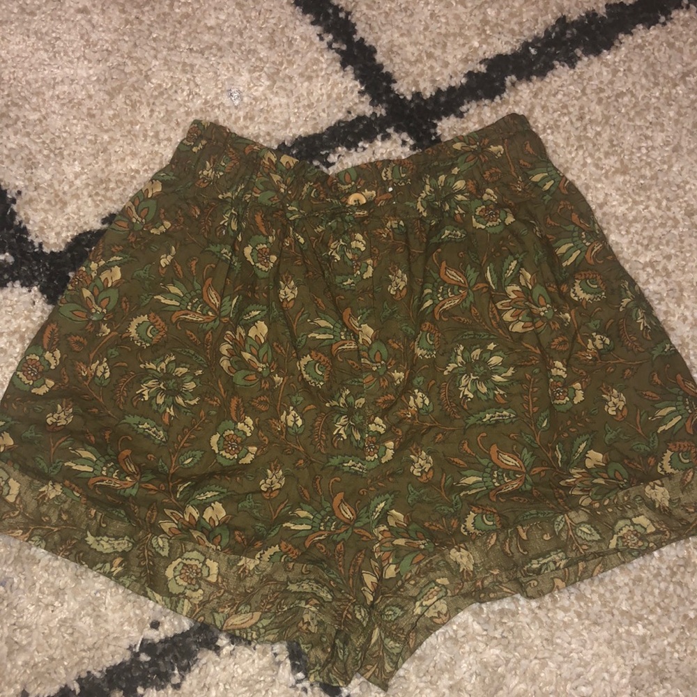 Safari shorts
